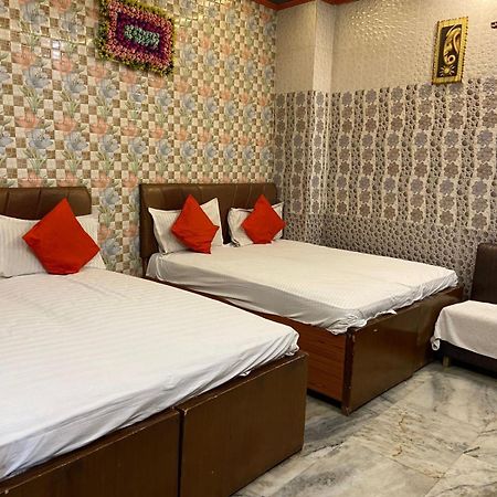 Hotel Rashmi Агра Экстерьер фото
