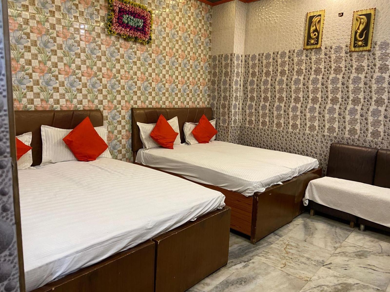 Hotel Rashmi Агра Экстерьер фото